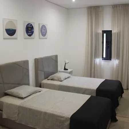 아파트 Quinta Do Sr. Cabrita *
