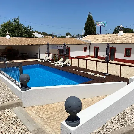 Quinta Do Sr. Cabrita * Albufeira